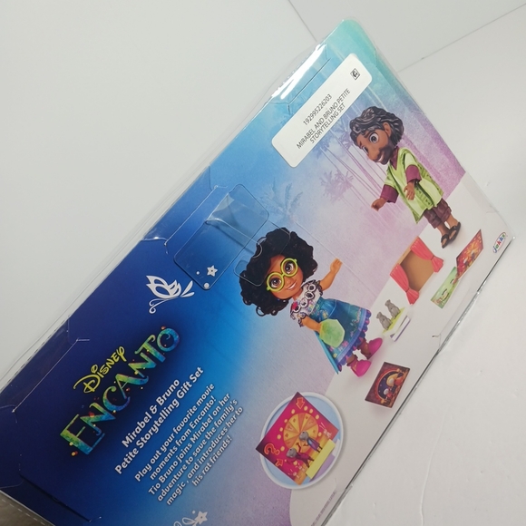 Disney Encanto Mirabel & Bruno Petite Storytelling Gift Set Jakks Toys Playset - Picture 3 of 3
